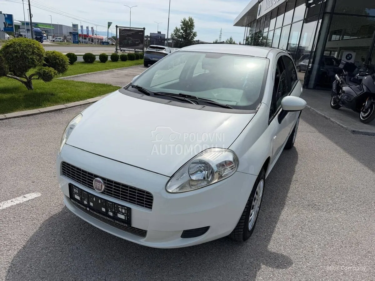 Fiat Punto 2009 photo 3