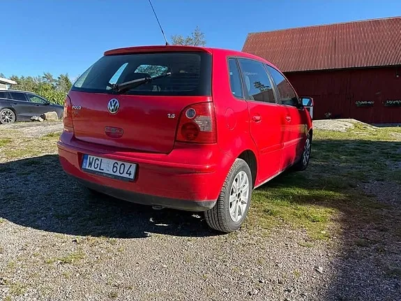 Volkswagen Polo 2005 photo 2