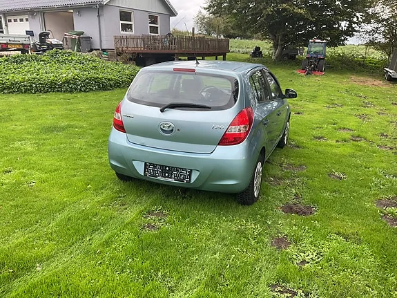 Hyundai I20 2009 photo 3