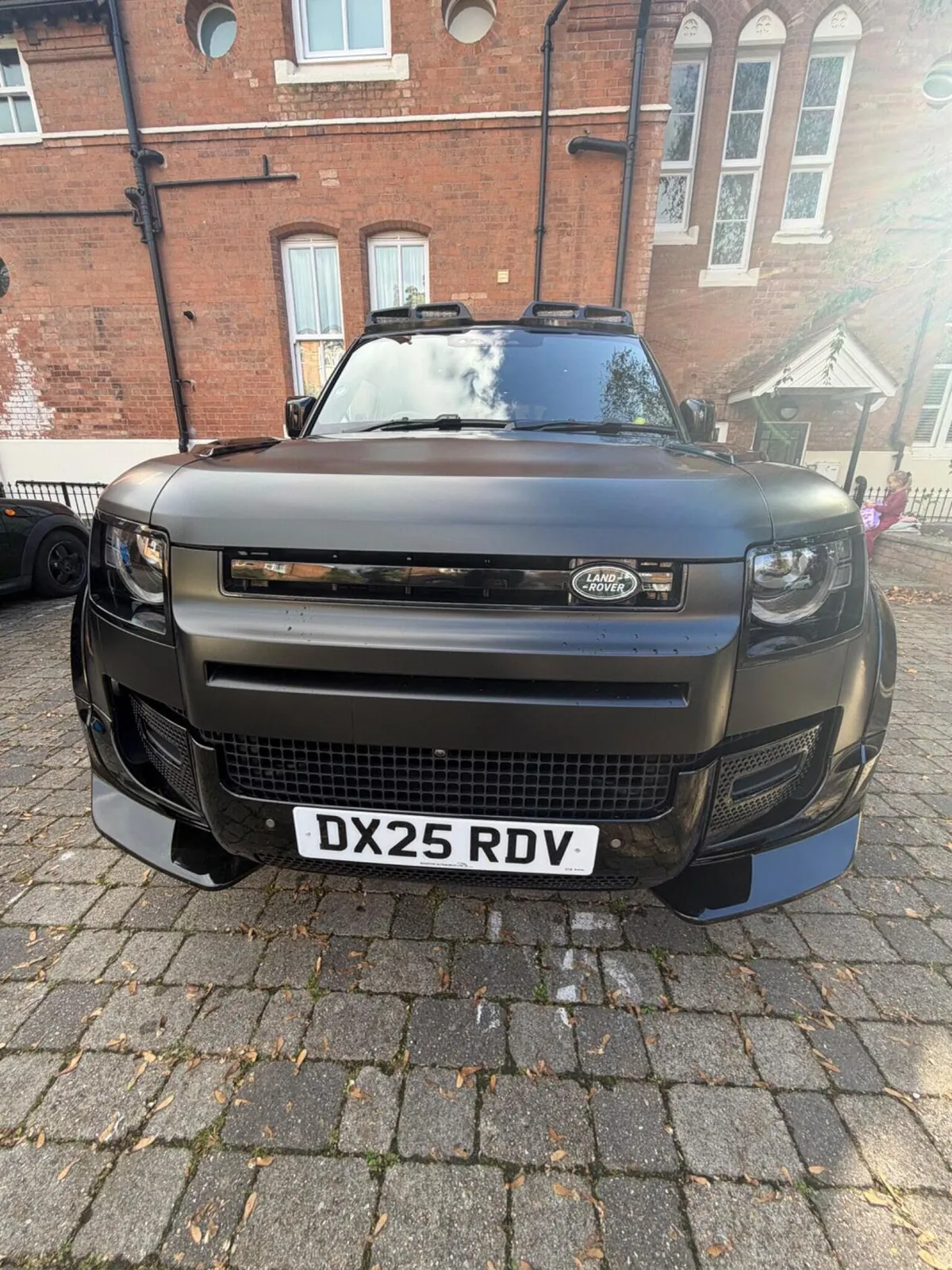 Land Rover Defender 110 2025 photo 4