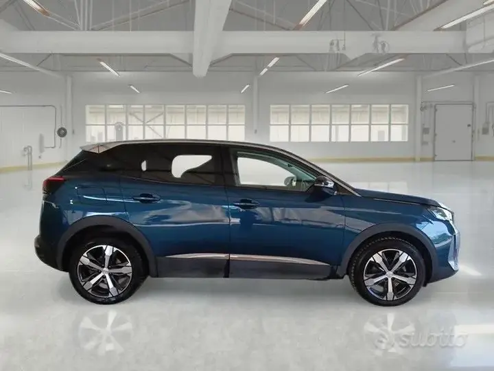 Peugeot 3008 2023 photo 3