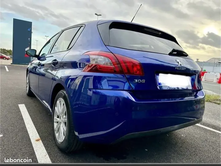 Peugeot 308 2018 photo 2