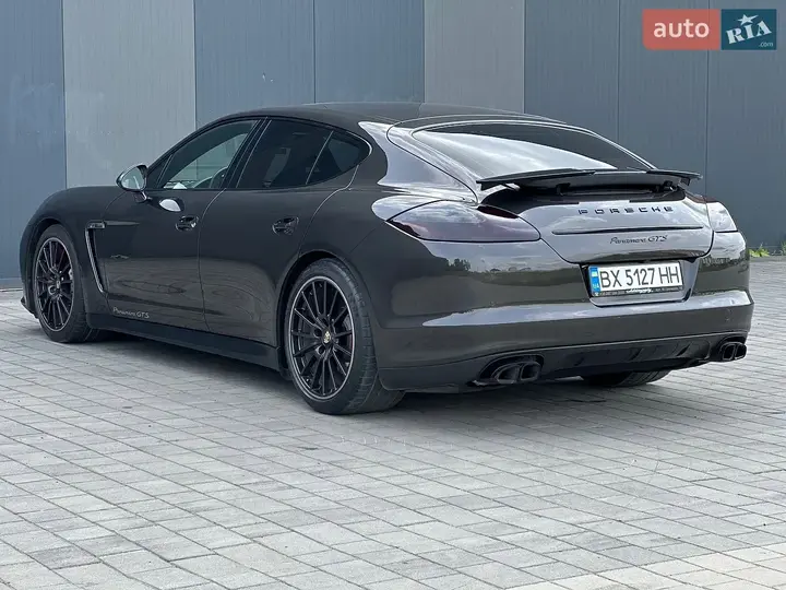 Porsche Panamera 2012 photo 5
