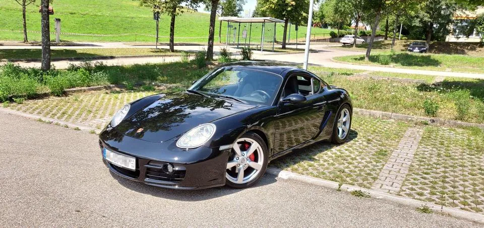 Porsche Cayman S
