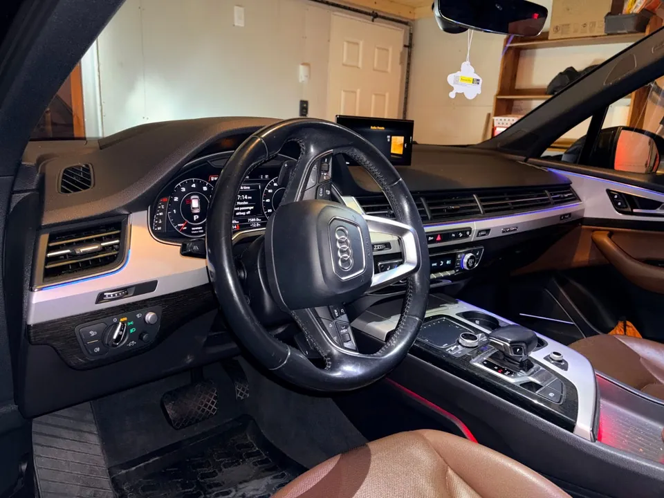 Audi Q7 2017 photo 4