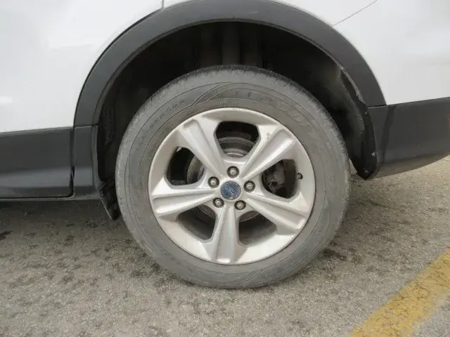 Ford Escape 2015 photo 3