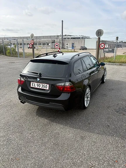 BMW 325D 2007 photo 2