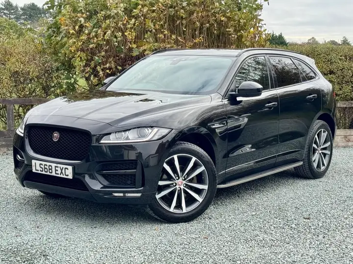 Jaguar F-Pace 2018 photo 4