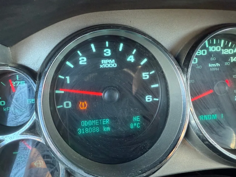 GMC Sierra 2500 2011 photo 5