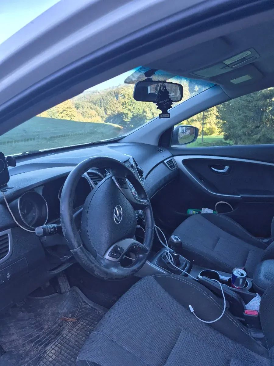 Hyundai I30 2011 photo 2