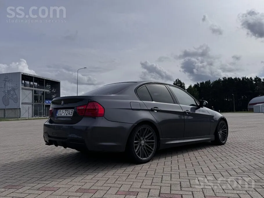 BMW 320 2006 photo 4