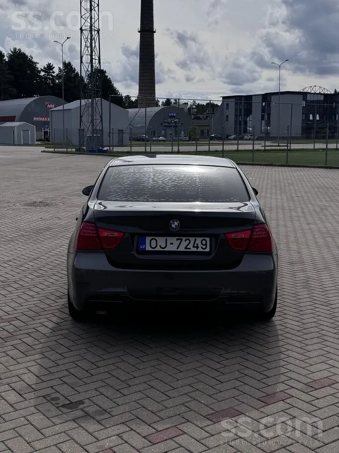 BMW 320 2006 photo 3