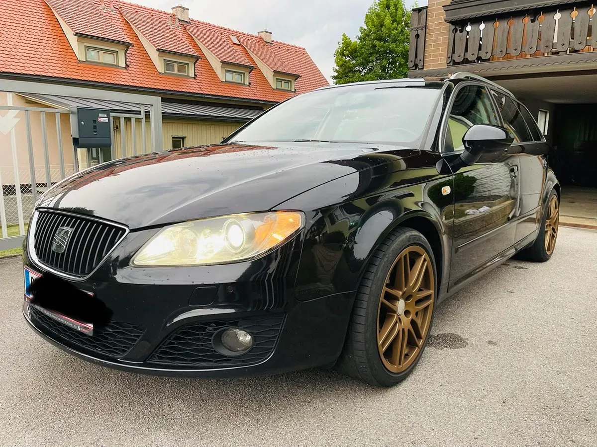Seat Exeo 2010 photo 2