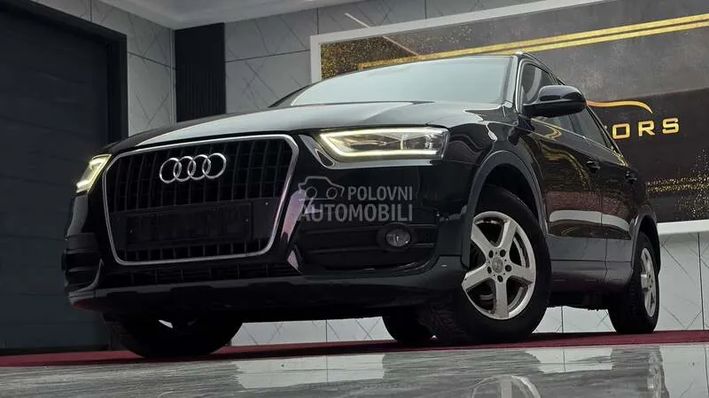 Audi Q3 2012 photo 2