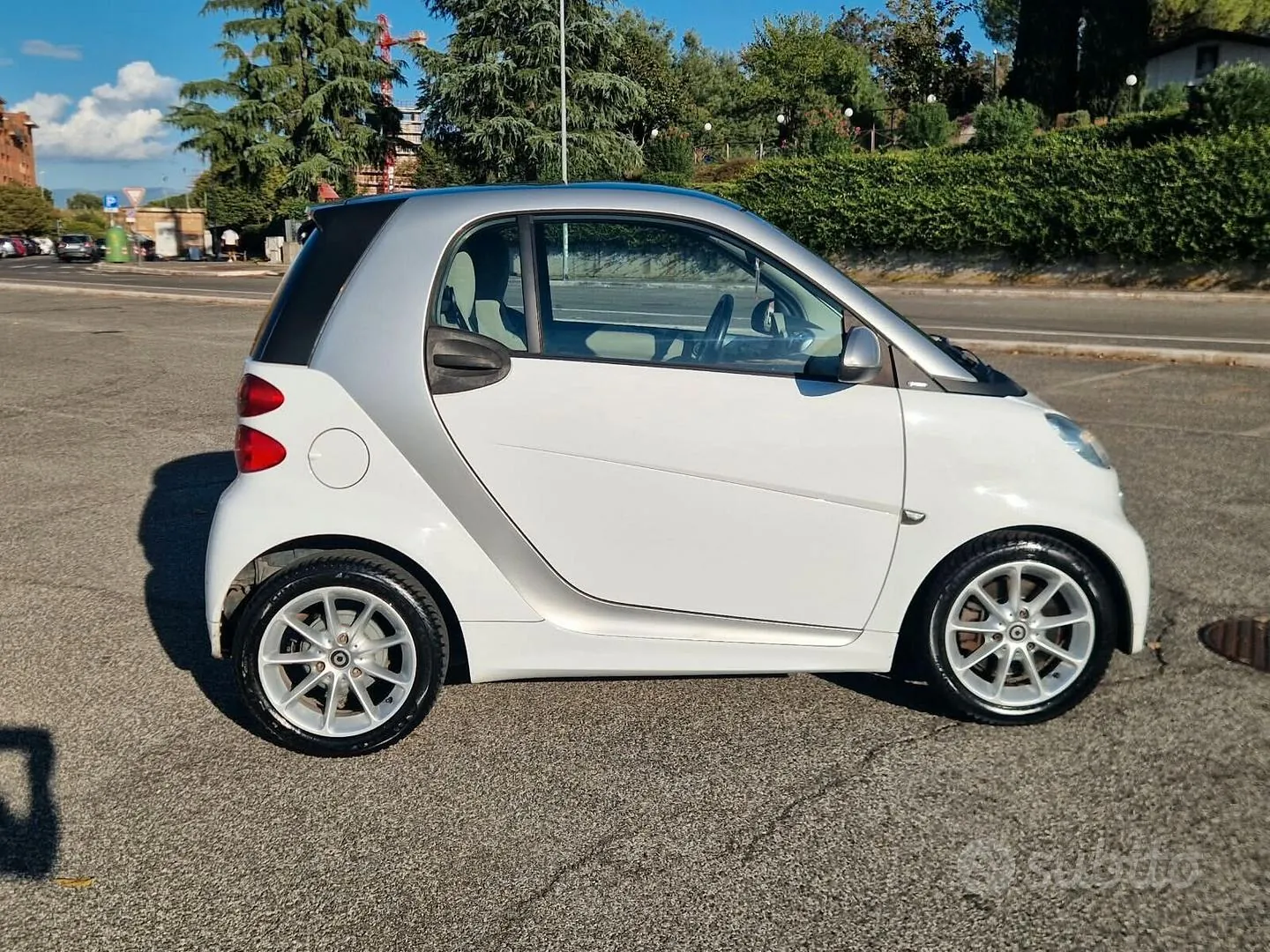 Smart Fortwo 2012 photo 4