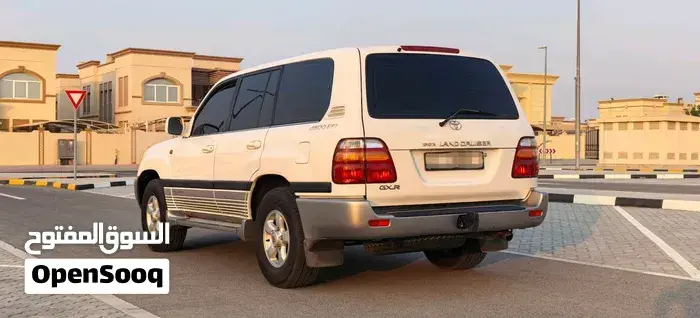 Toyota Land Cruiser 2001 photo 4