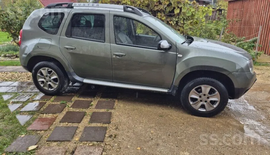Dacia Duster 2015 photo 3