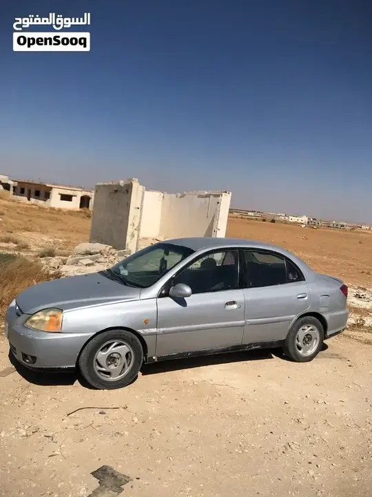 Kia Rio 2000 photo 4