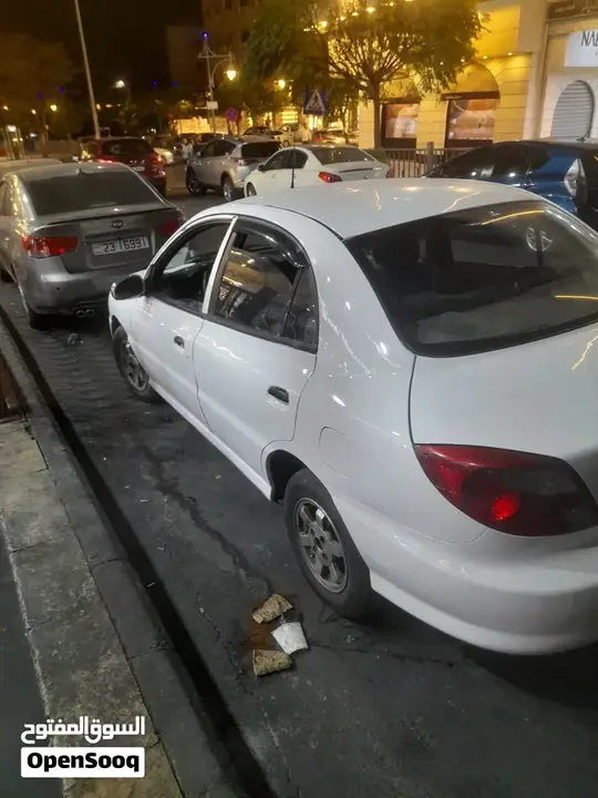 Kia Rio 2000 photo 5