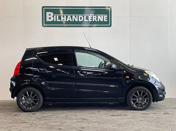 Suzuki Alto 2011 photo 3
