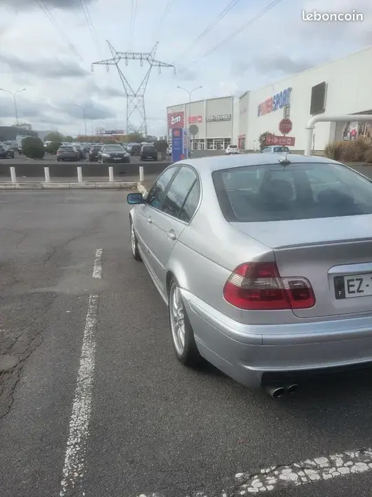 BMW 3 Series 2002 photo 2
