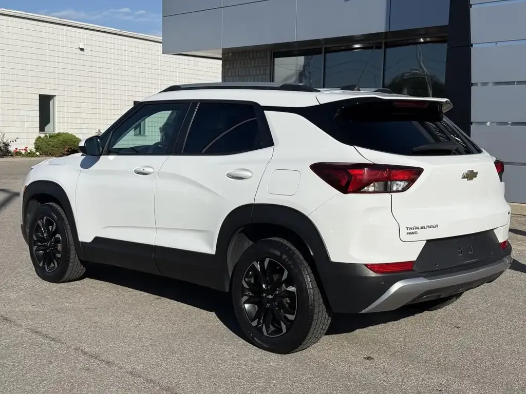 Chevrolet Trailblazer 2021 photo 3