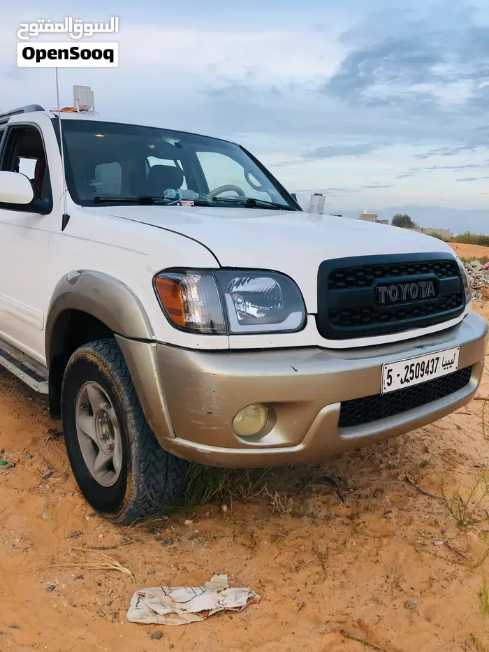 Toyota Sequoia 2002 photo 3