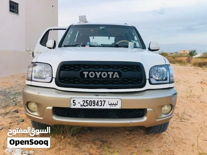 Toyota Sequoia 2002 photo 2