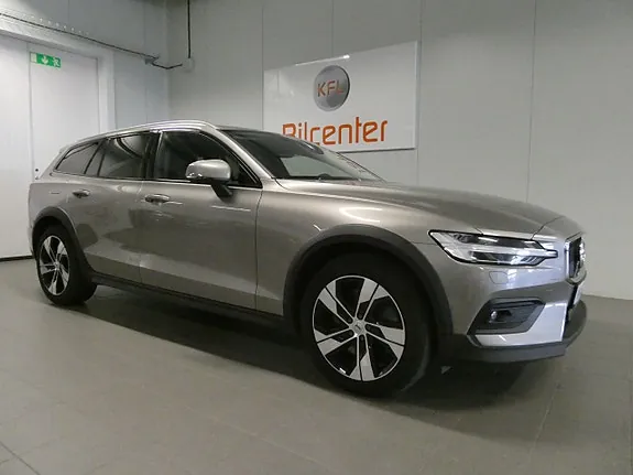 Volvo V60 Cross Country 2022 photo 5