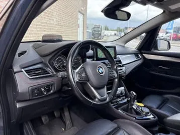 BMW 218 Active Tourer 2014 photo 3