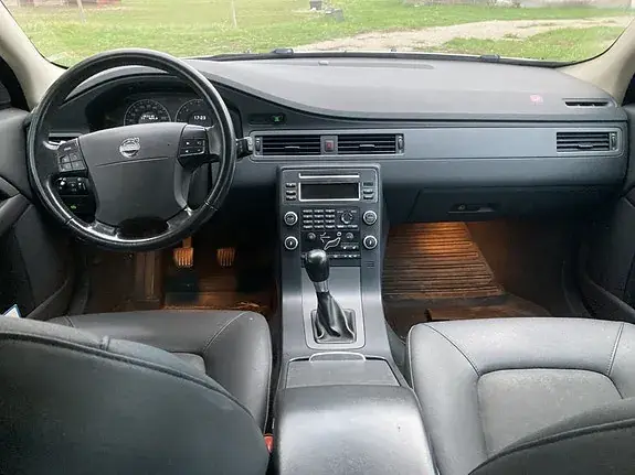 Volvo V70 2008 photo 5