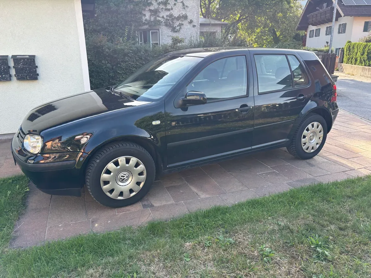 Volkswagen Golf 2003 photo 3