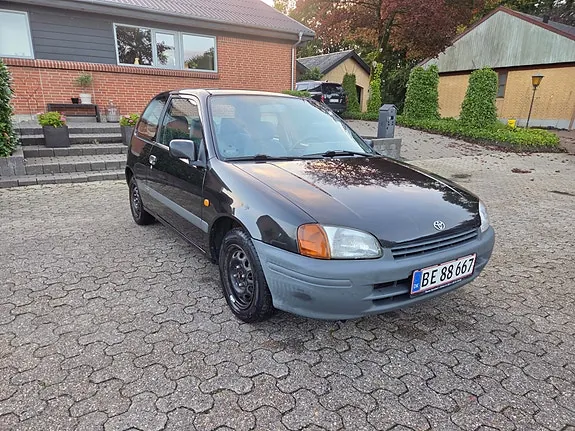 Toyota Starlet
