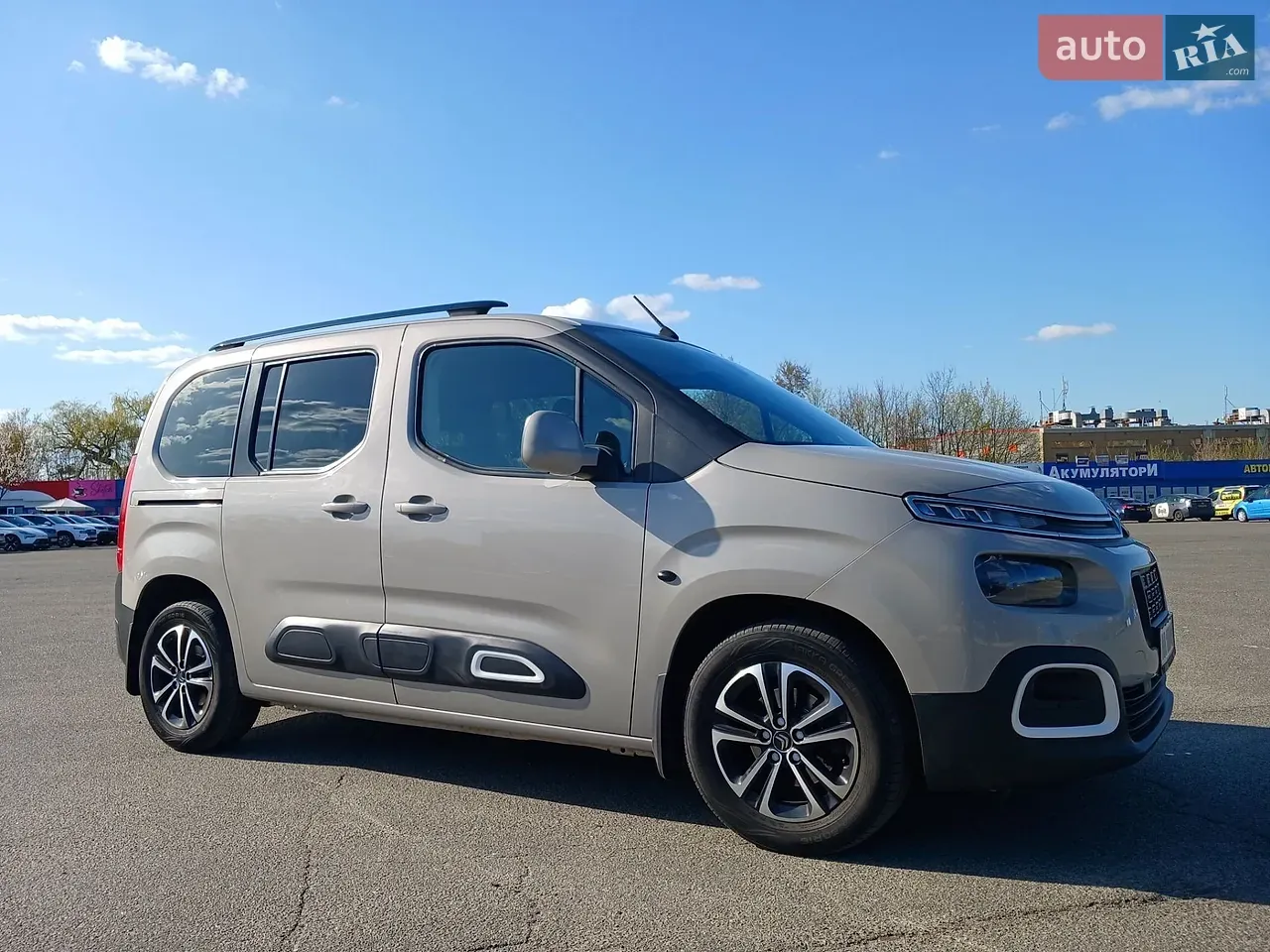 Citroen Berlingo 2019 photo 2