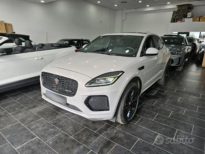 Jaguar E-Pace 2023 photo 4