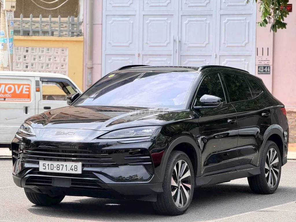 BYD Sealion 6