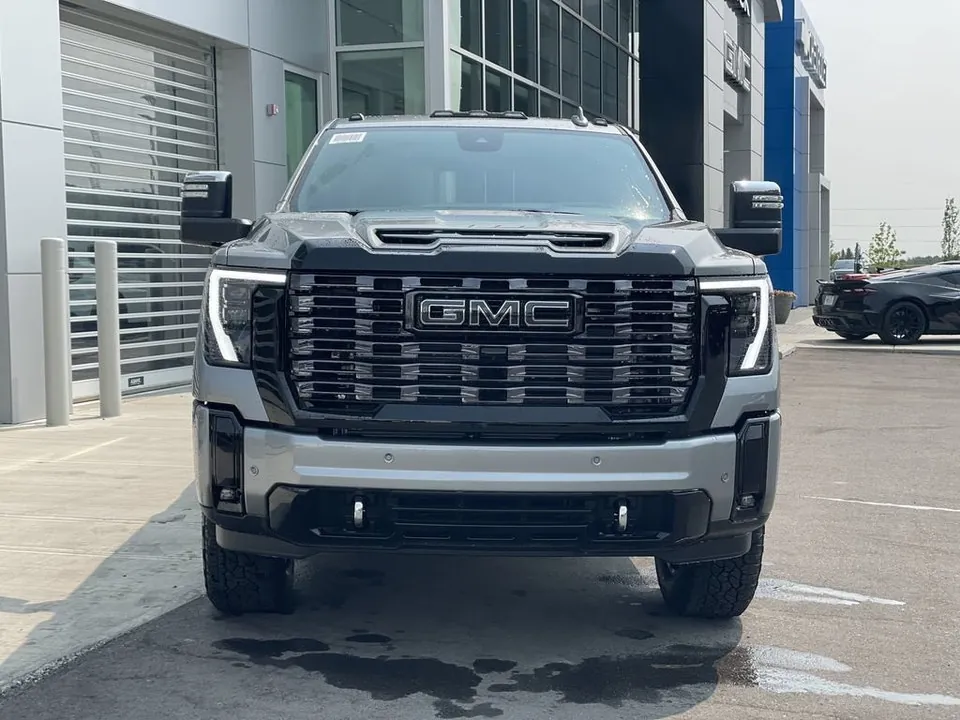 GMC Sierra 3500Hd 2026 photo 2