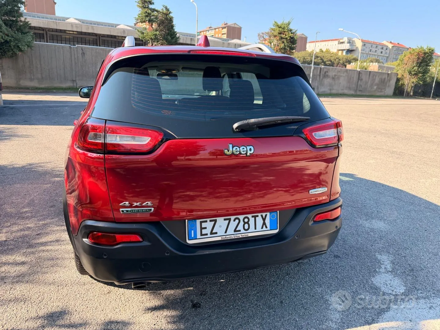 Jeep Cherokee 2015 photo 4