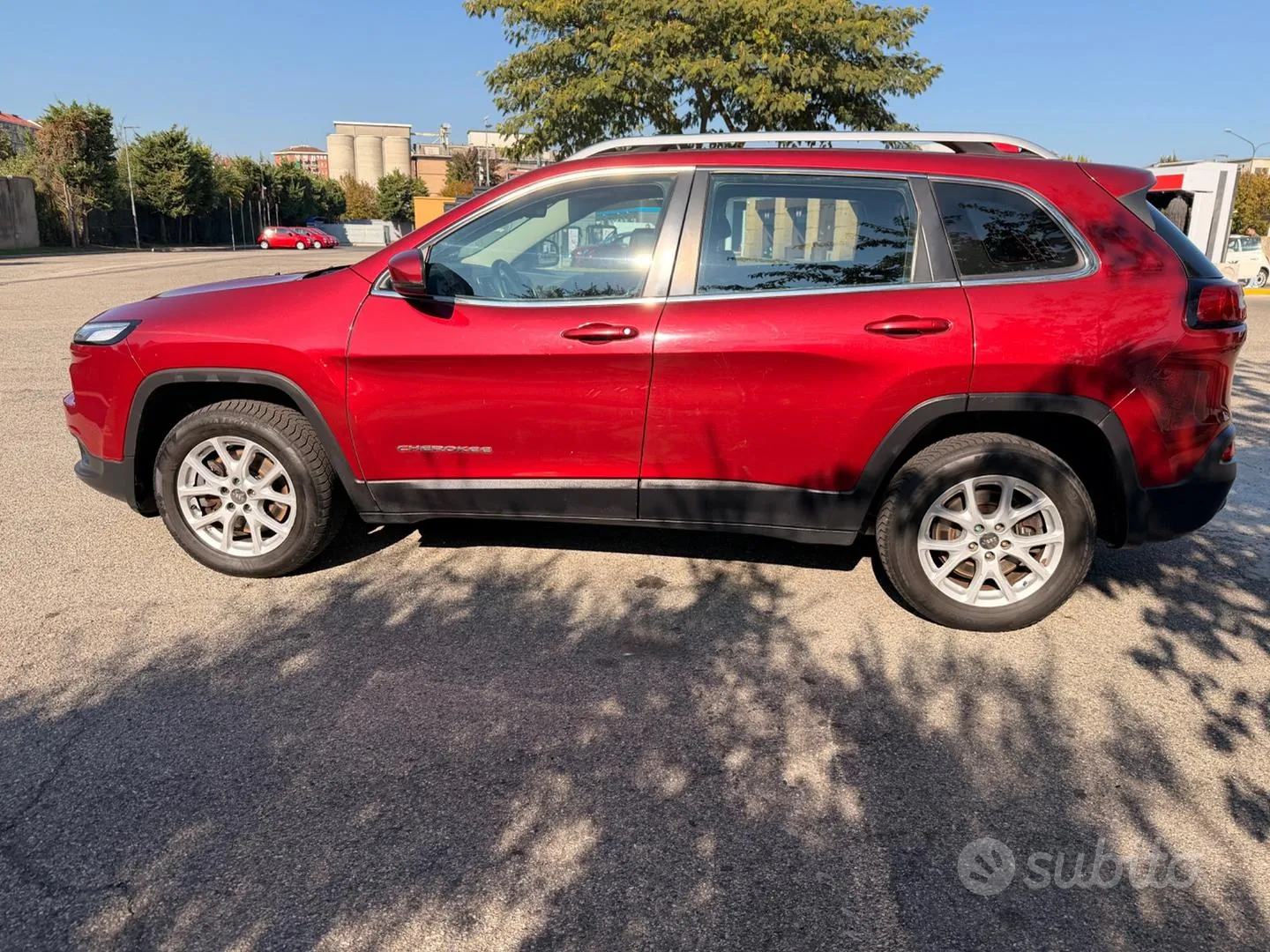 Jeep Cherokee 2015 photo 2