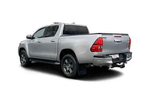Toyota Hilux 2022 photo 3