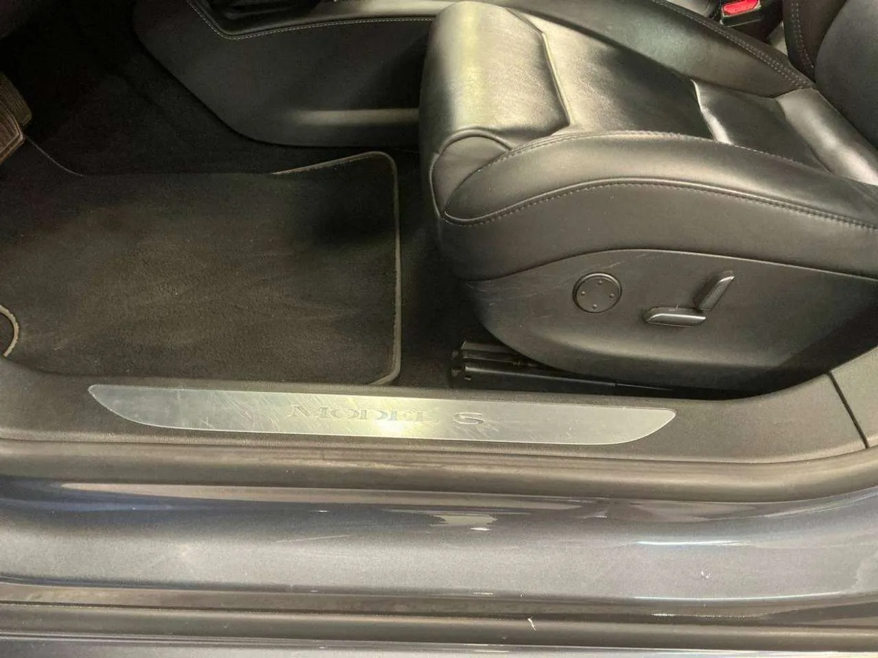 Tesla Model S 2018 photo 5