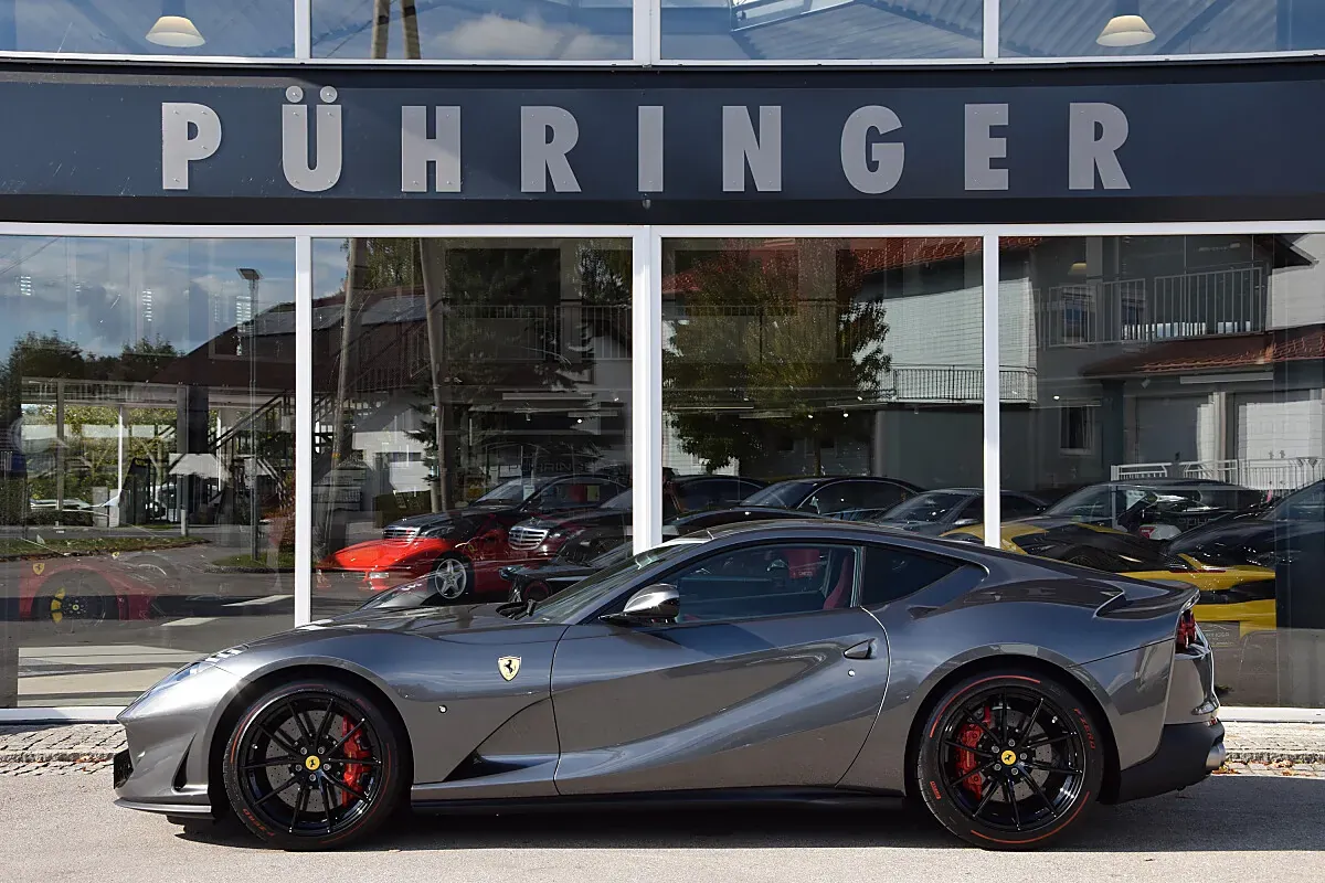 Ferrari 812 Superfast