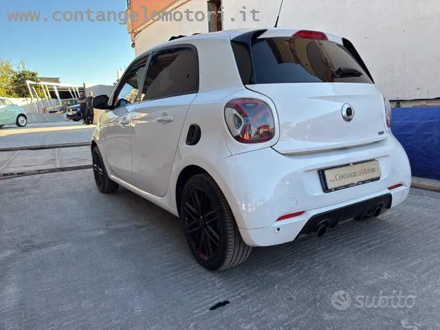 Smart Forfour 2017 photo 3