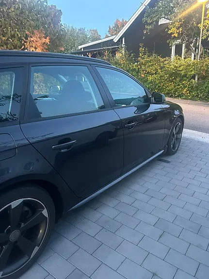 Audi A4 2011 photo 3