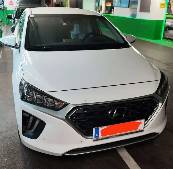 Hyundai Ioniq
