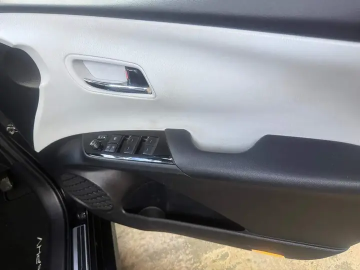 Toyota Prius 2020 photo 5