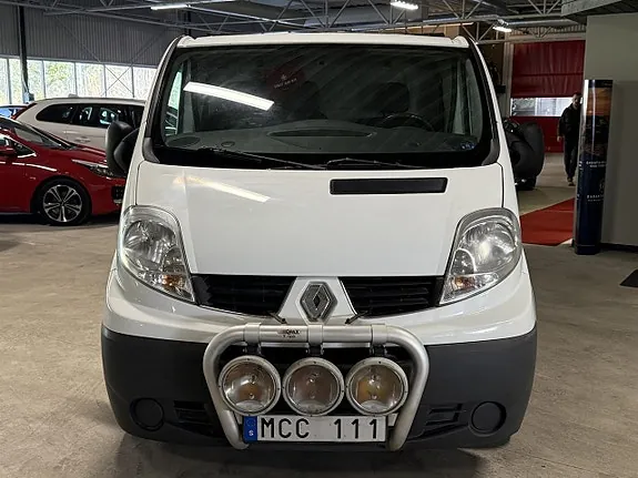 Renault Trafic 2012 photo 2
