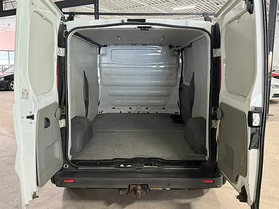 Renault Trafic 2012 photo 5