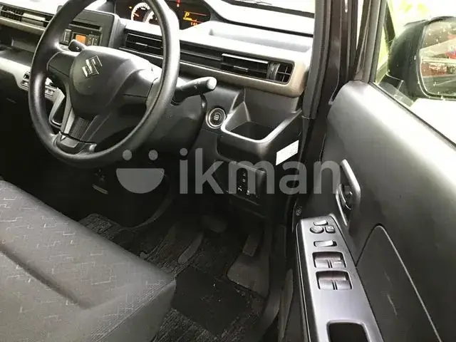 Suzuki Wagon R 2025 photo 5