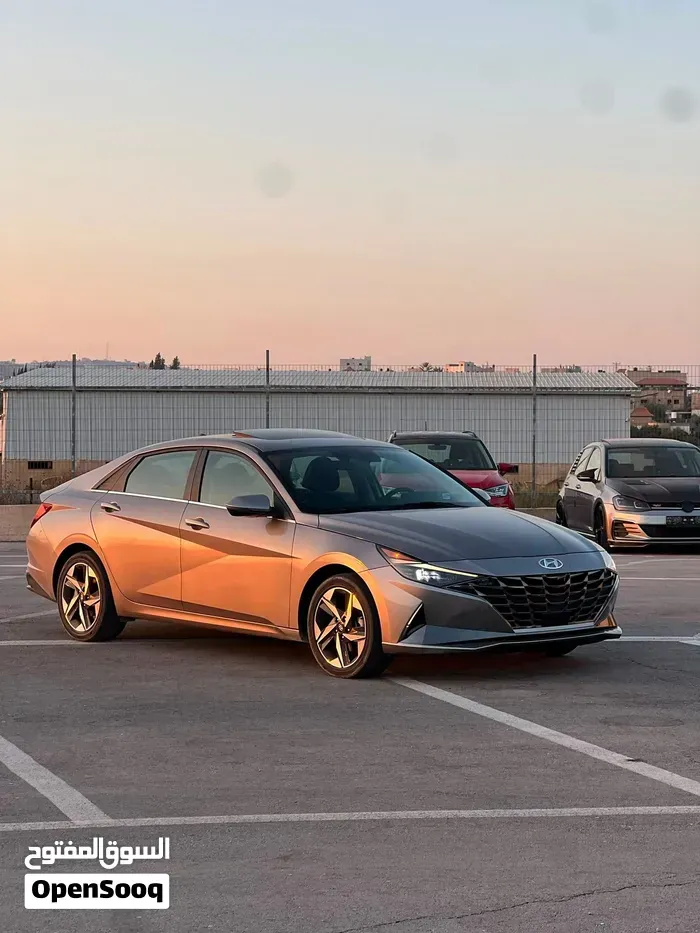 Hyundai Elantra 2023 photo 2